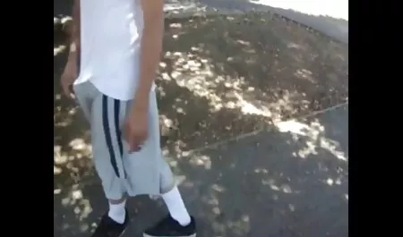 Podróż w niebie miękkiej i cienkiej młode porno obsada