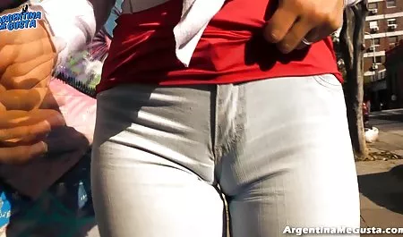 Oczy ૦ młoda online sex wideo kobieta po kąpieli