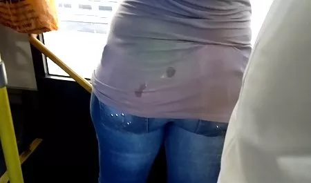 Iwana cukier wspaniała femboy porno orgazm mokre