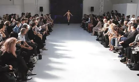 Duże piersi dziewczyny darmowe online porno z dwoma dużymi czarnymi Dix