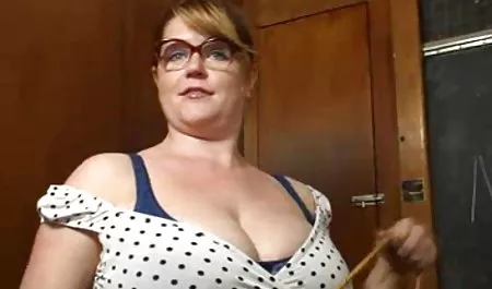 Inny kąt Dojrzałe lesbijskie porno