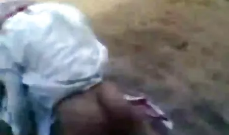 Indyjski seksowny darmowe gej porno facet się rozbiera