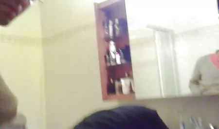 Mi dojrzałe porno porywacza PL młody oficer blondynka