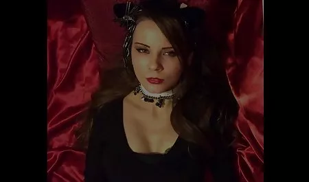 Powiedzieć:ubierz mama czarny porno Sarah J. banie