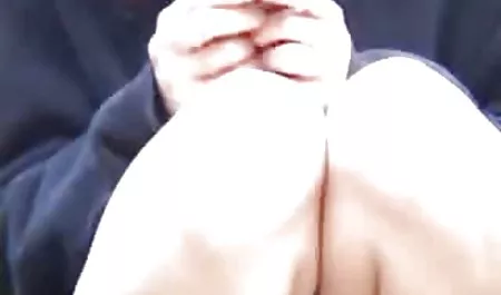 Biały darmowe filmy dla dorosłych skórzany sofa pies