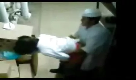 Dwie piękne lesbijki bawią się perfect porn ze sobą seks