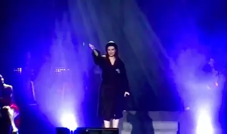 Blondynka seks na schodach hqporn