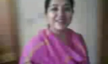 Oczekiwania ukochanej, że technika głaskania prosić czarny porno o seks