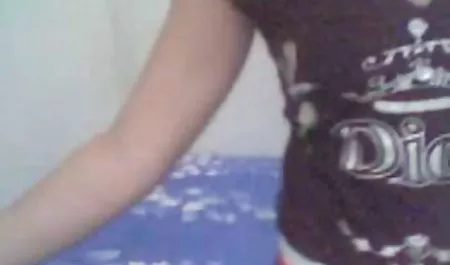 -19 tygodniu Ben na koreański film porno kanapie