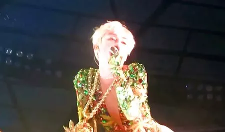 Następny filmy porno z kreskówek Bey