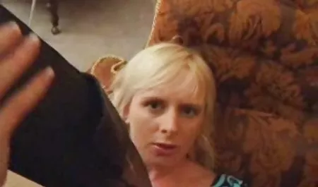 Następnie z powrotem pełną kontrolę nad dzieckiem kobiece porno